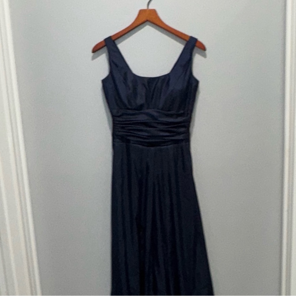 David's Bridal Navy Empire Waist Sleeveless V-neck Dress w/ Vertical Back Bow 2